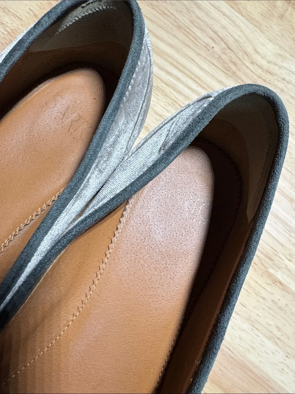 Franco Sarto Women's A-Johanna Grey velvet Sz 10M